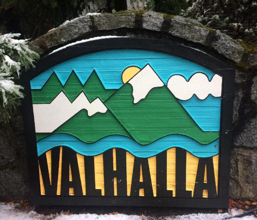 Valhalla Vacations At Whistler Bagian luar foto