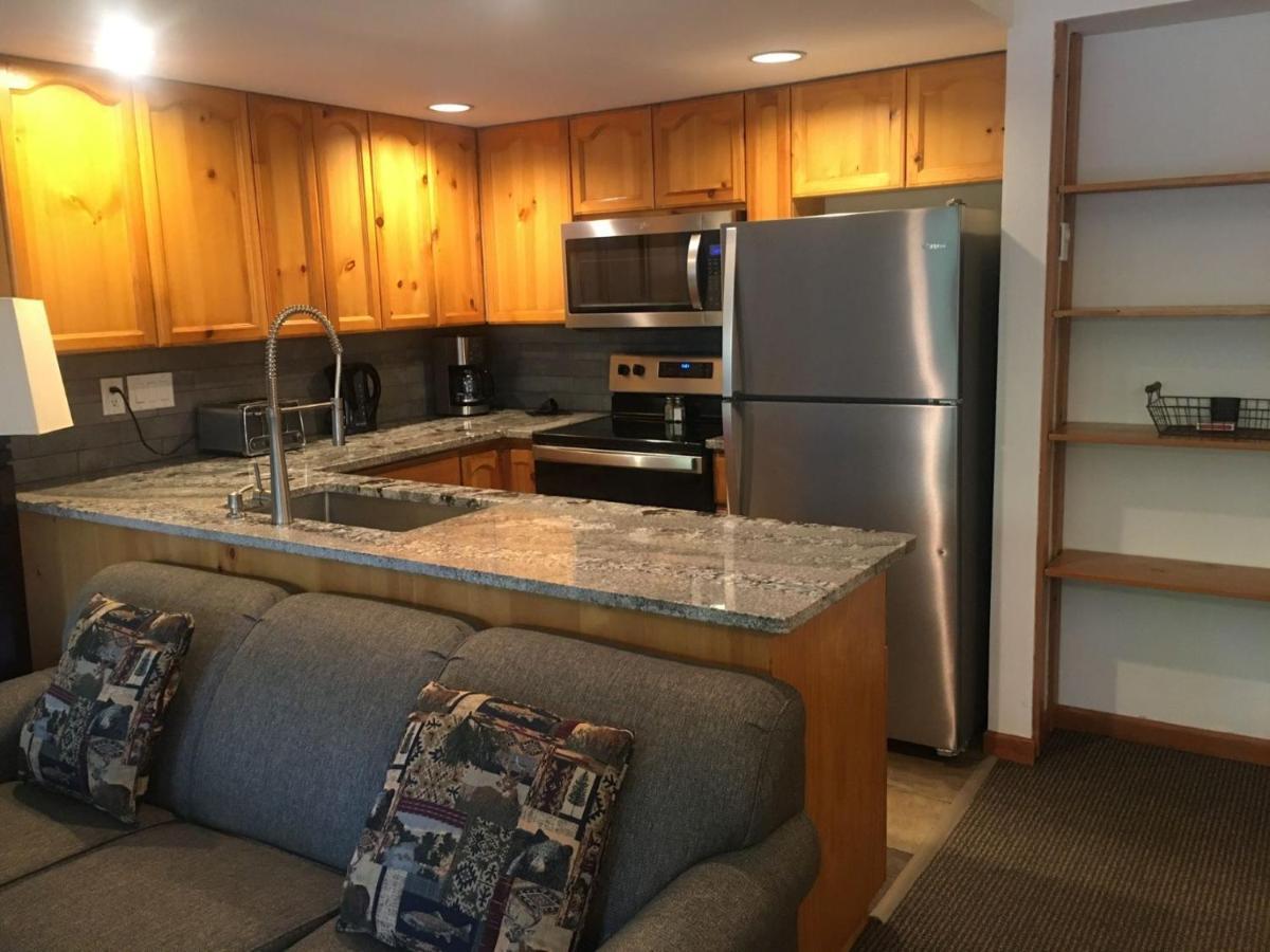Valhalla Vacations At Whistler Bagian luar foto