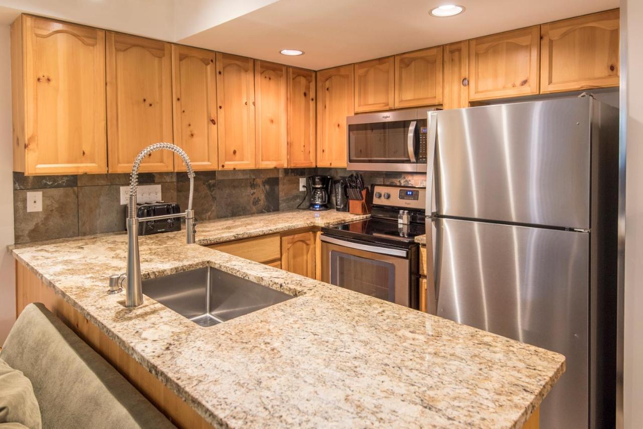 Valhalla Vacations At Whistler Bagian luar foto