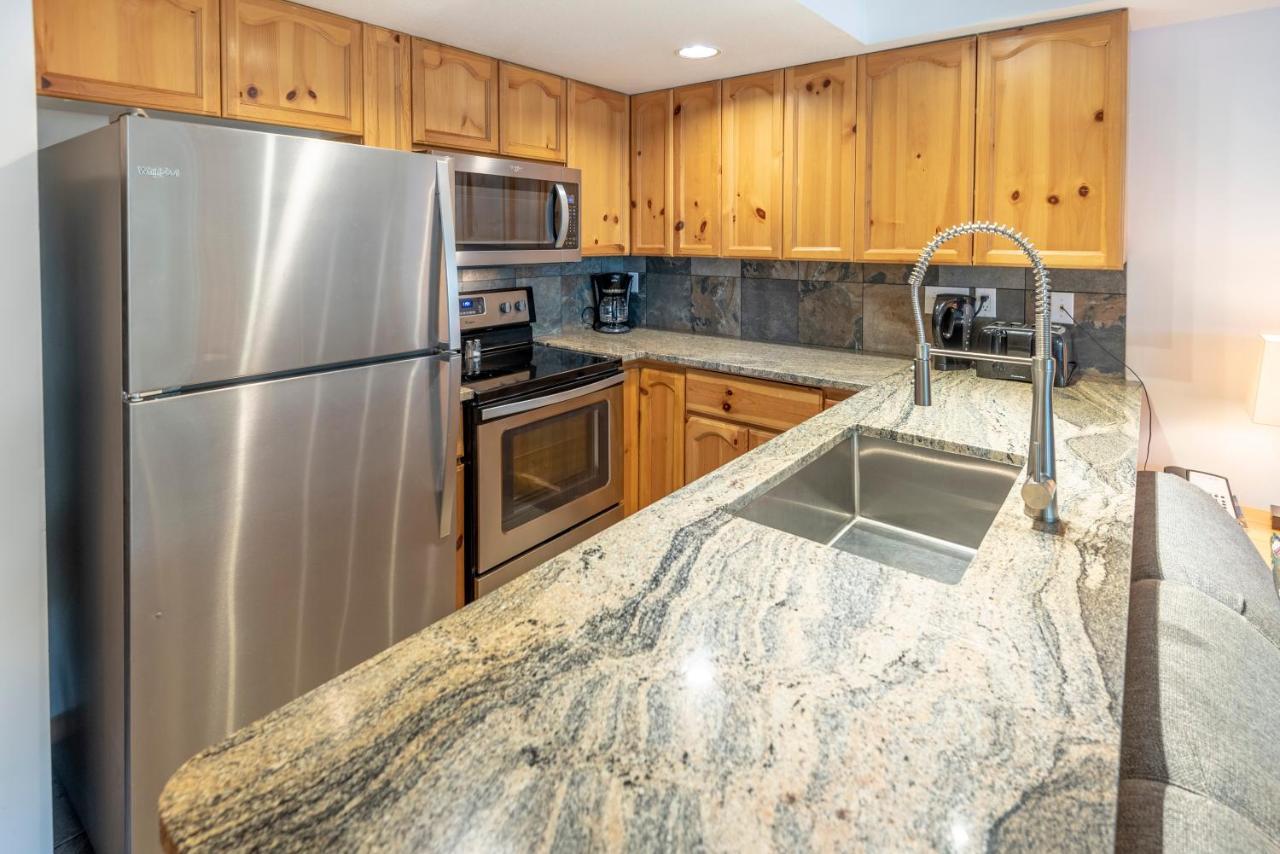 Valhalla Vacations At Whistler Bagian luar foto